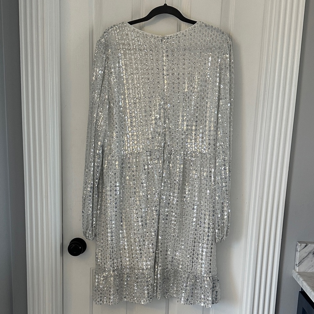 Chic Soul Silver Sequin Long Sleeve Dress - Picture 5 of 6
